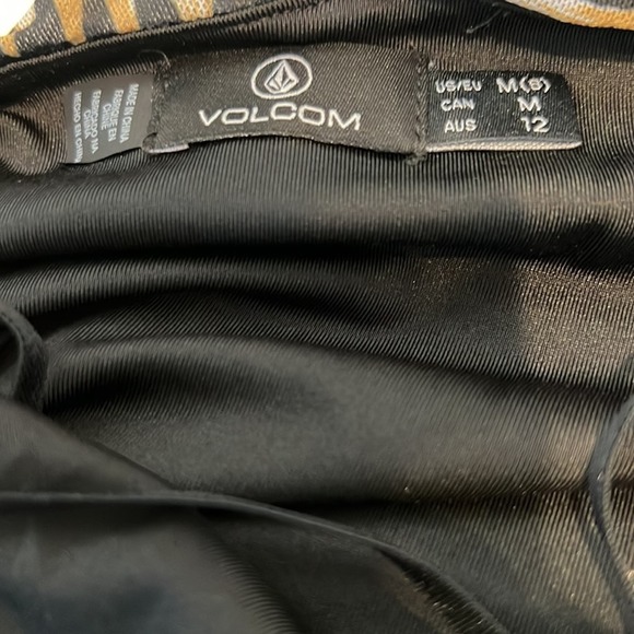 NWT Volcom Slushy Hour dress Size 6 - Picture 7 of 10